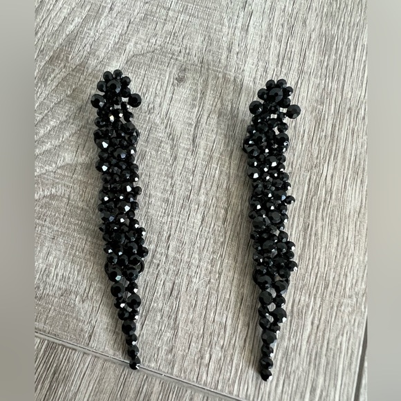 Kenneth Jay Lane Black Beaded Statement Drop Earrings - Picture 3 of 5